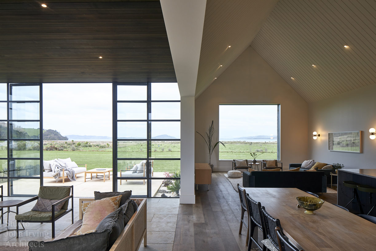 The Farmhouse ·· studio john irving architects The Farmhouse ·· studio john irving architects