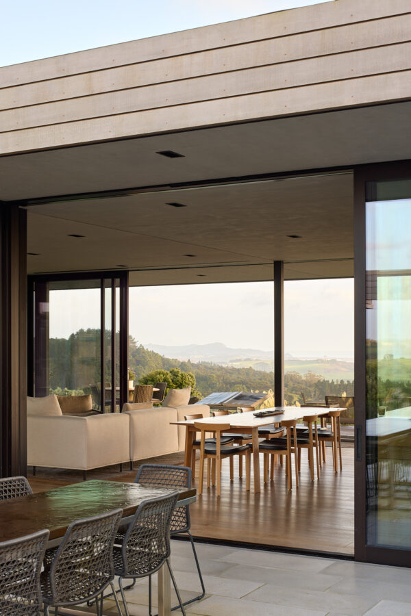 Te Arai Home &middot;&middot; studio john irving architects