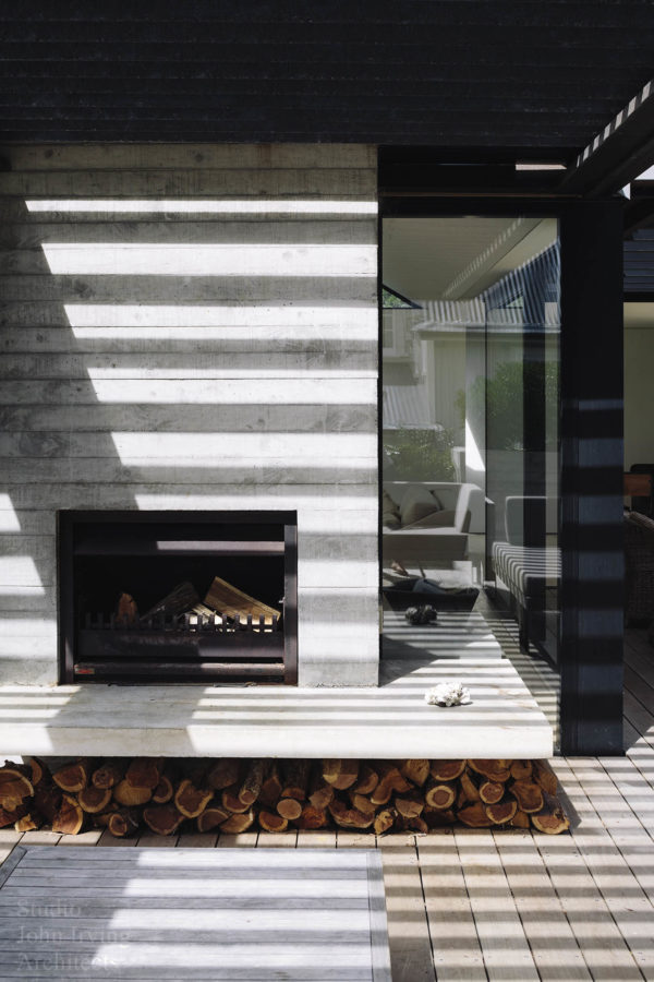 Beachfront House ·· studio john irving architects Beachfront House ·· studio john irving architects