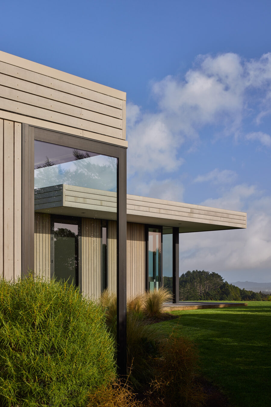 Te Arai Home &middot;&middot; studio john irving architects