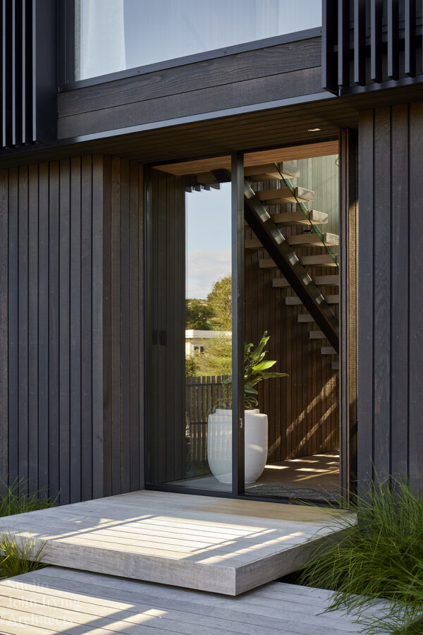 Courtyard House ·· studio john irving architects