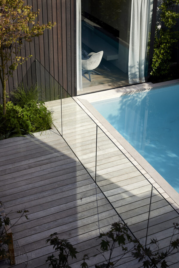 Courtyard House ·· studio john irving architects